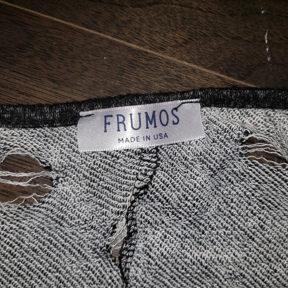 Top - Picture 4 of 5